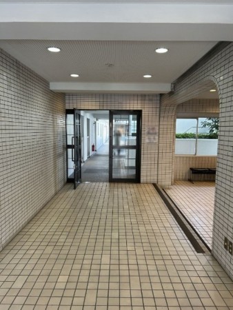 岡山市北区大元駅前、マンションの画像です