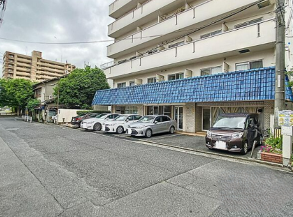 岡山市北区幸町、マンションの画像です