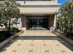 岡山市北区新屋敷町、マンションの外観画像です