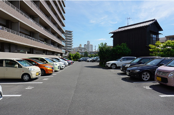岡山市北区東古松、マンションの画像です