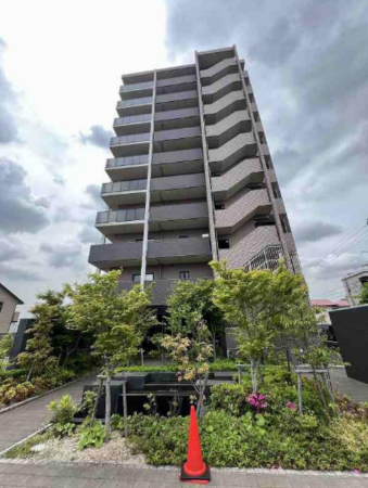 岡山市北区野田、マンションの外観画像です