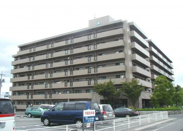 岡山市北区上中野、マンションの画像です