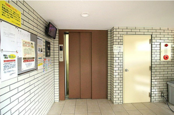 岡山市北区伊島町、マンションの画像です