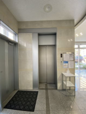 岡山市北区鹿田本町、マンションのエントランス画像です