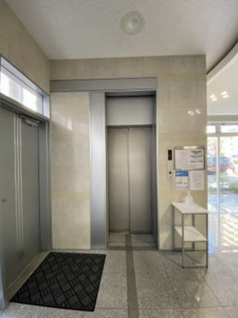 岡山市北区鹿田本町、マンションのエントランス画像です