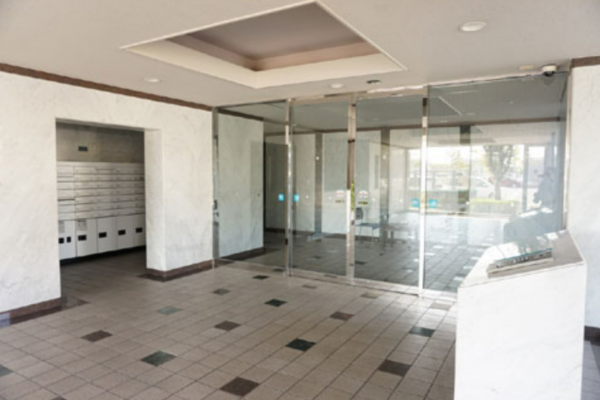 岡山市北区上中野、マンションの画像です