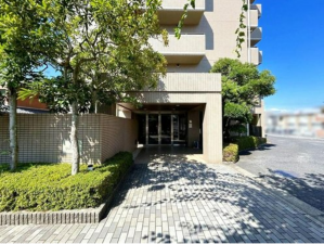 岡山市北区津高、マンションの画像です