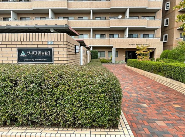岡山市北区西古松西町、マンションの外観画像です