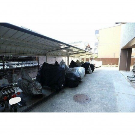 岡山市北区西古松、マンションの画像です