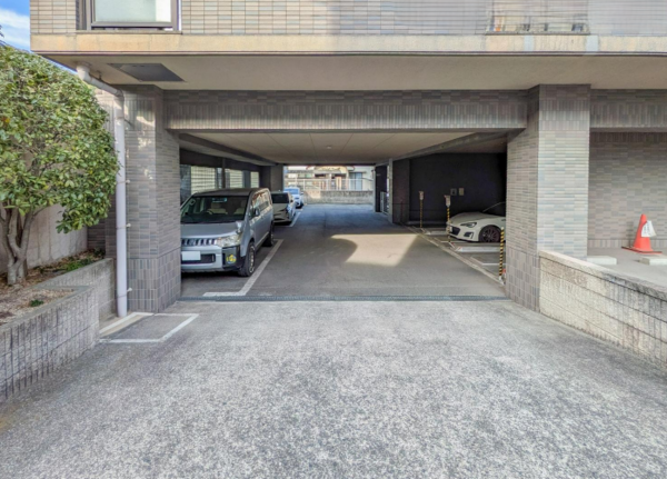 岡山市北区京山、マンションの画像です