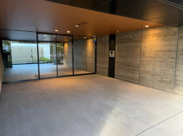 岡山市北区西古松、マンションの画像です