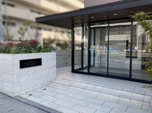 岡山市北区西古松西町、マンションの外観画像です