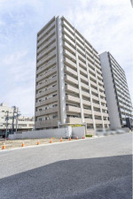 岡山市北区問屋町、マンションの外観画像です