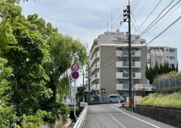 岡山市北区京山、マンションの外観画像です