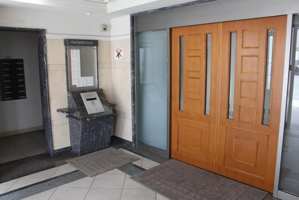 岡山市北区東古松、マンションの画像です