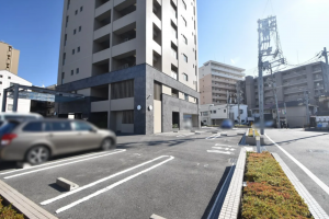 岡山市北区奉還町、マンションの画像です
