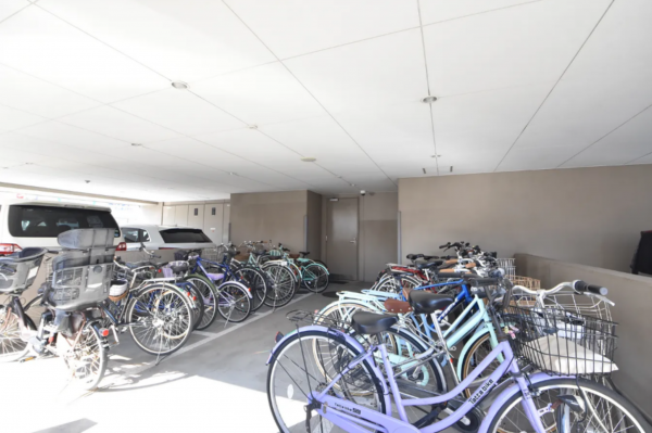 岡山市北区奉還町、マンションの画像です