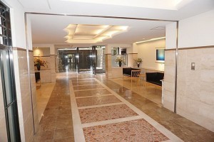 岡山市北区奉還町、マンションの画像です