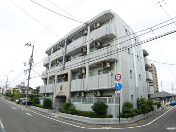 岡山市北区西古松、マンションの外観画像です