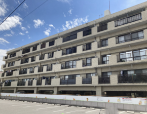 岡山市北区伊島北町、マンションの外観画像です