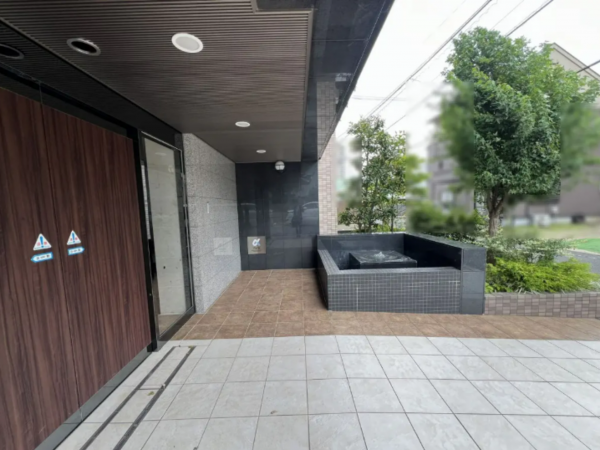 岡山市北区奉還町、マンションの画像です