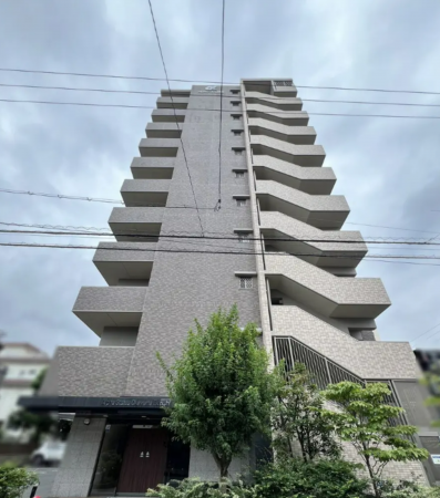 岡山市北区奉還町、マンションの画像です