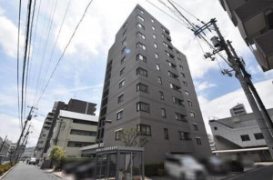 岡山市北区東古松、マンションの外観画像です