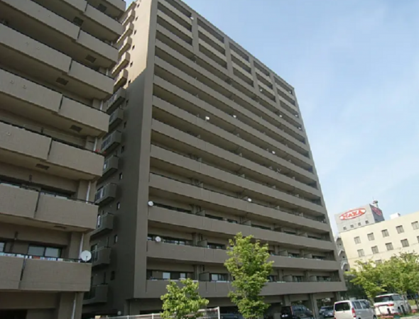 岡山市北区問屋町、マンションの外観画像です