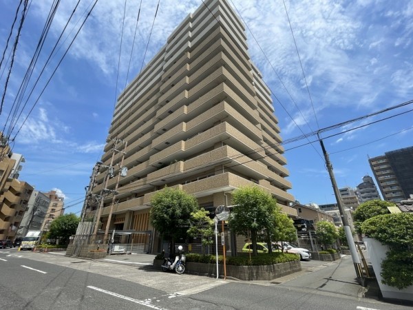 鹿児島市高麗町、マンションの画像です