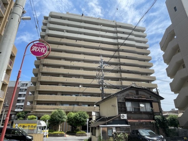 鹿児島市高麗町、マンションの画像です