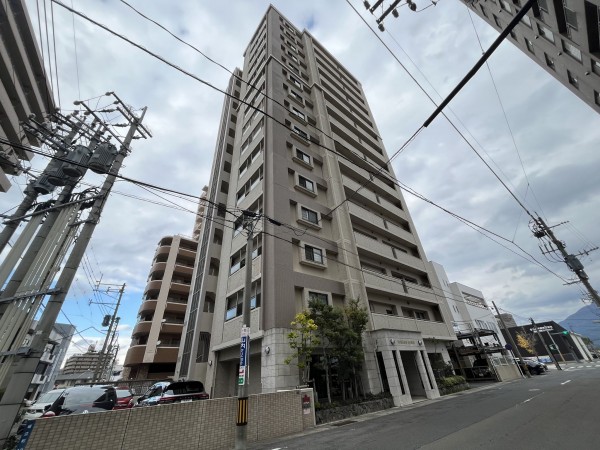 鹿児島市堀江町、マンションの画像です
