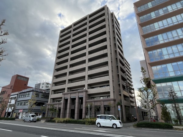鹿児島市泉町、マンションの画像です