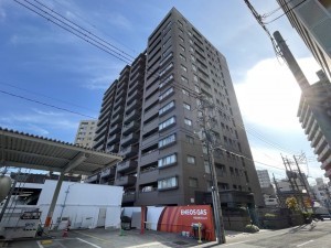 鹿児島市堀江町、マンションの画像です