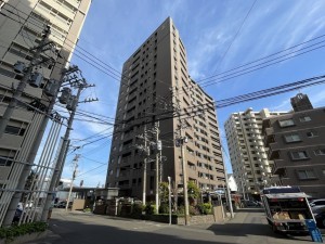 鹿児島市堀江町、マンションの画像です