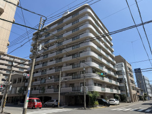鹿児島市堀江町、マンションの画像です