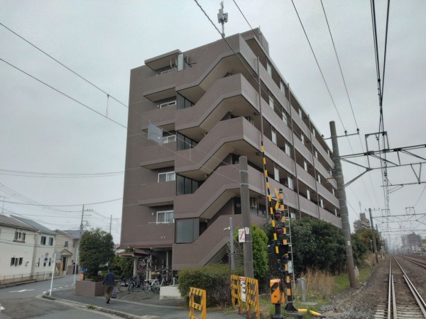 藤沢市辻堂元町、マンションの画像です