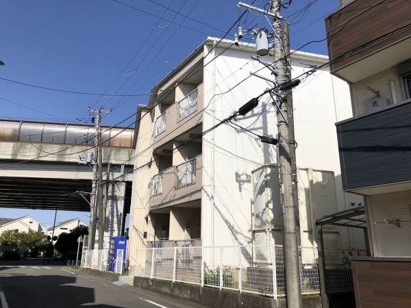 藤沢市弥勒寺、マンションの画像です