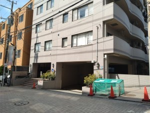 藤沢市片瀬海岸、マンションの外観画像です