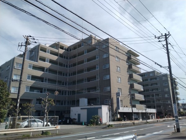 藤沢市鵠沼海岸、マンションの画像です