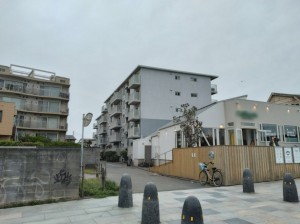 藤沢市鵠沼海岸、マンションの外観画像です
