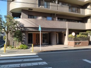 藤沢市藤沢、マンションのエントランス画像です