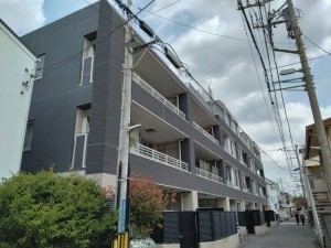 藤沢市鵠沼海岸、マンションの外観画像です