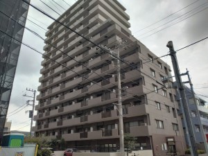 藤沢市藤沢、マンションの画像です