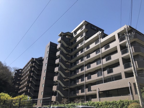 藤沢市川名、マンションの画像です