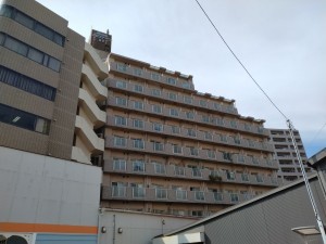 藤沢市藤沢、マンションの外観画像です