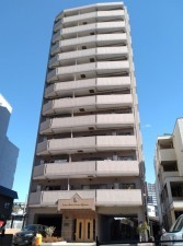 藤沢市藤沢、マンションの外観画像です