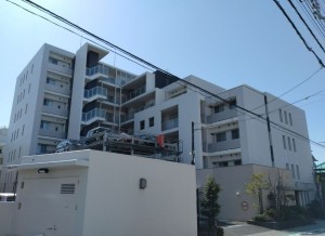 藤沢市藤沢、マンションの画像です