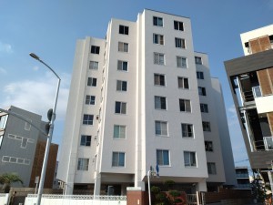 藤沢市片瀬海岸、マンションの外観画像です