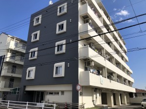 藤沢市羽鳥、マンションの外観画像です