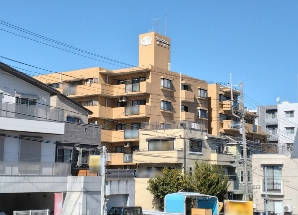 藤沢市藤沢、マンションの外観画像です